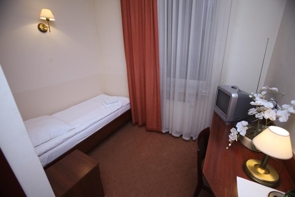 Kameralny 3* Кельце