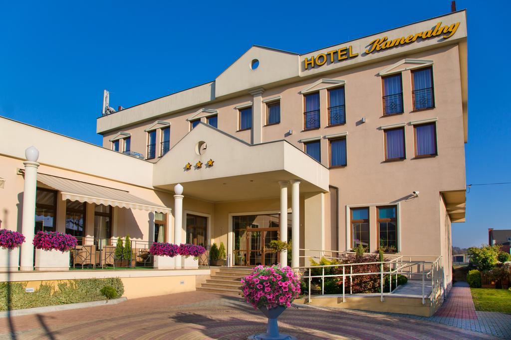 Kameralny 3*